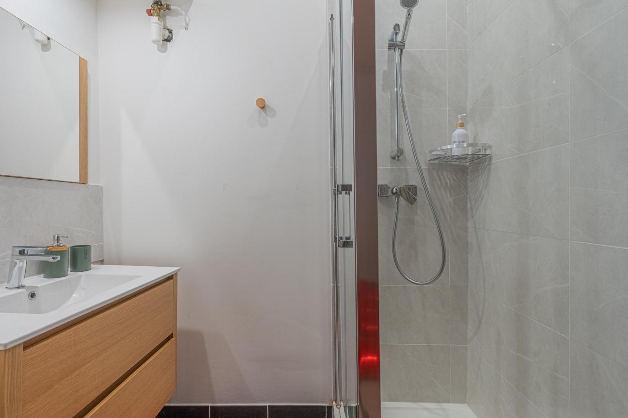 Apartament Luxury Cinephile - Netflix - 2 Balcons - Garage Prive - Minibar Grenoble Zewnętrze zdjęcie
