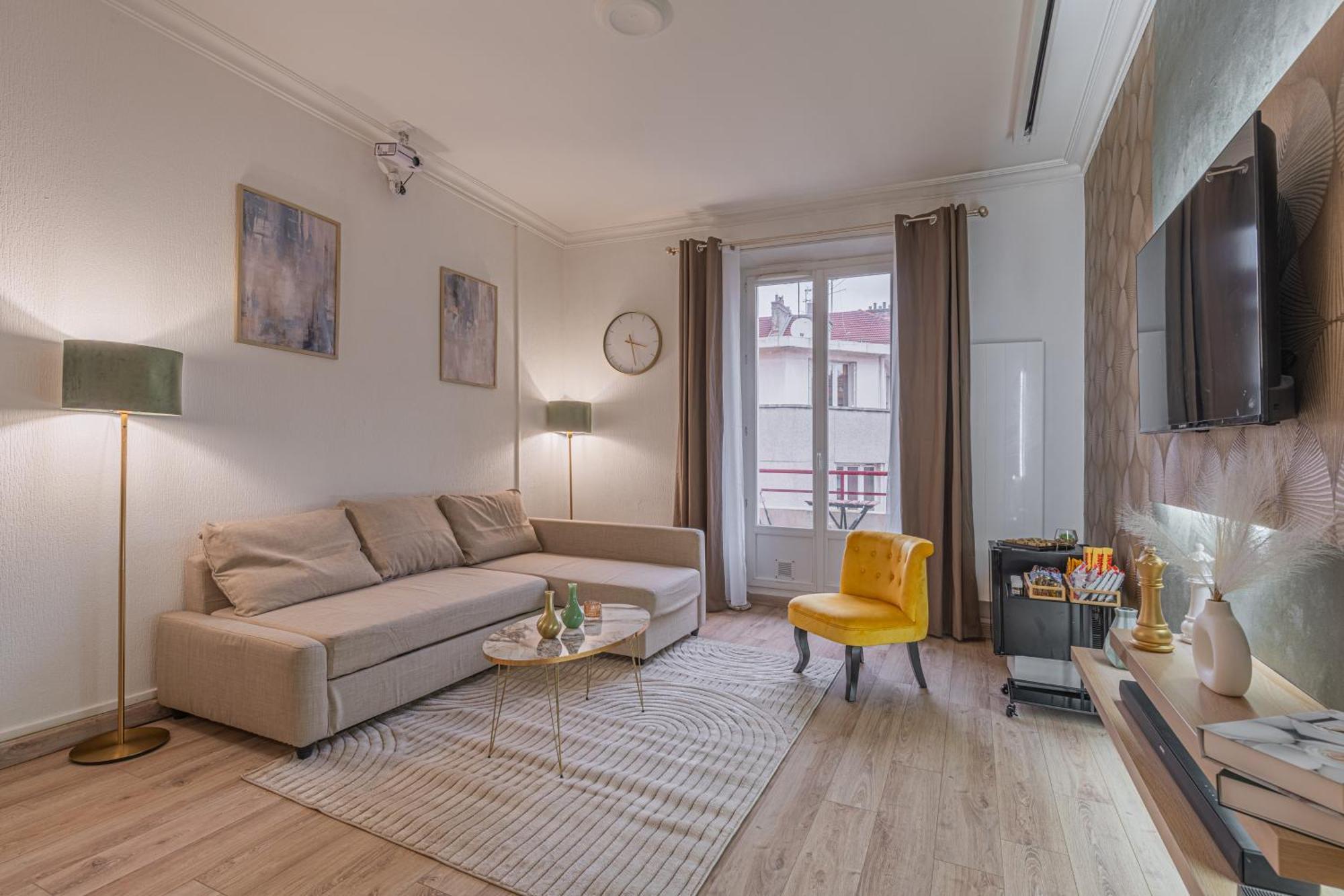 Apartament Luxury Cinephile - Netflix - 2 Balcons - Garage Prive - Minibar Grenoble Zewnętrze zdjęcie