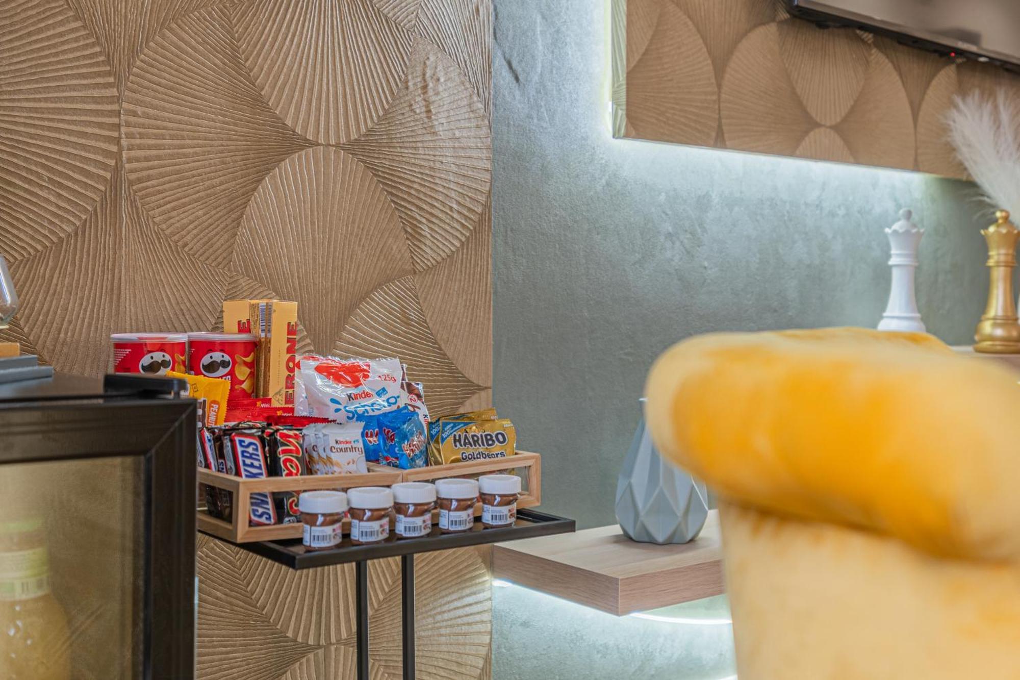 Apartament Luxury Cinephile - Netflix - 2 Balcons - Garage Prive - Minibar Grenoble Zewnętrze zdjęcie